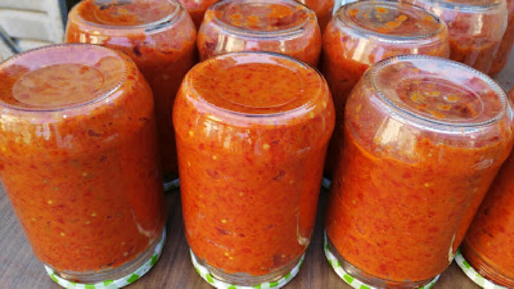 ajvar ilustraija