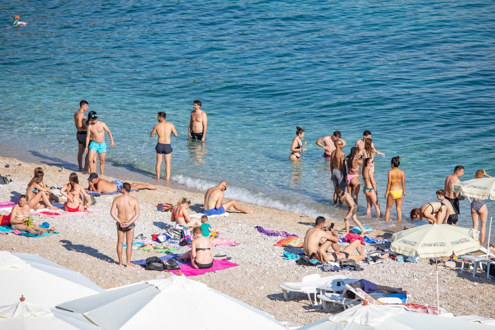 Dubrovnik: Plaža Banje puna kupača