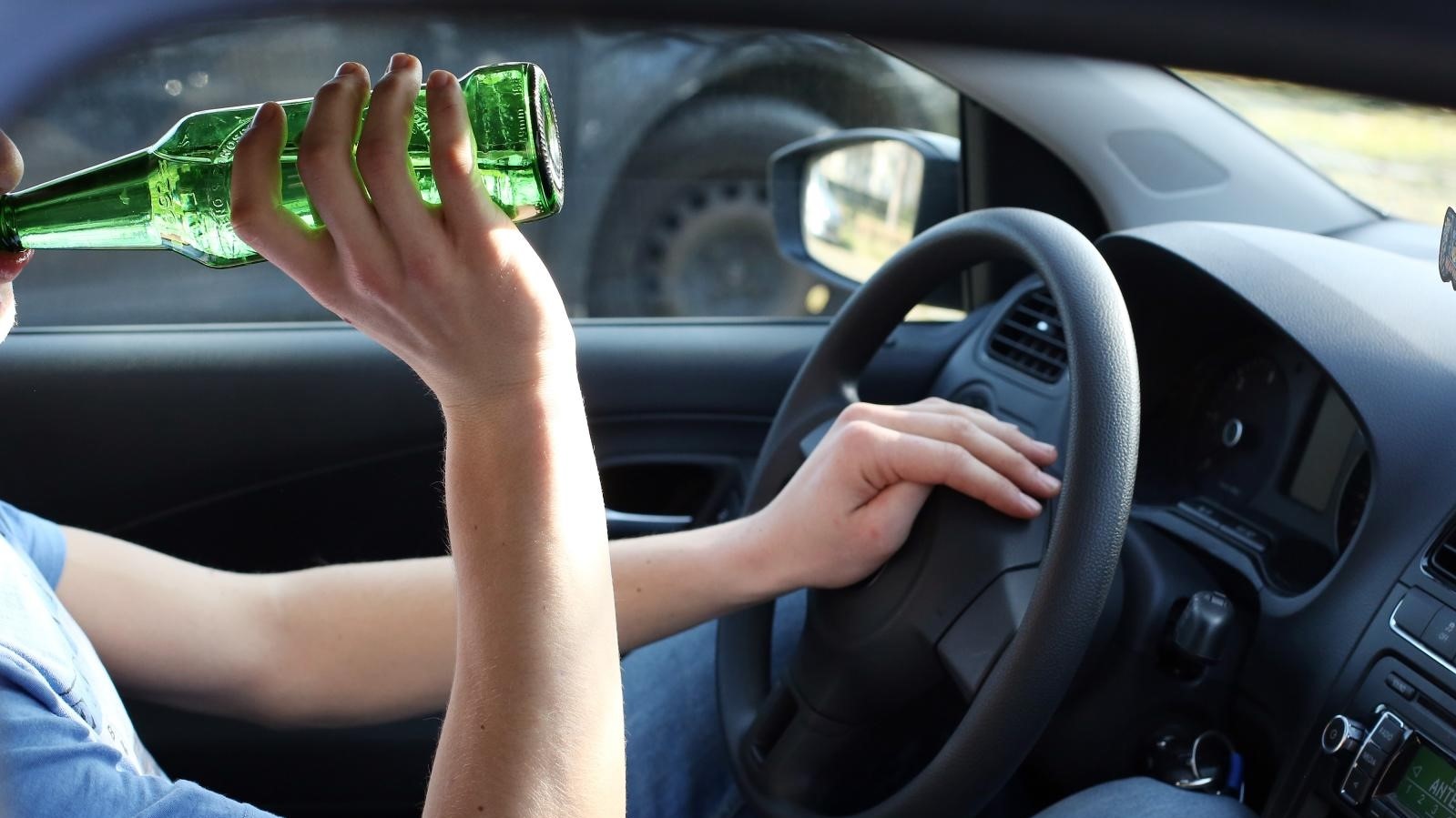 Alkoholizirani vozač Alkoholizirani vozač