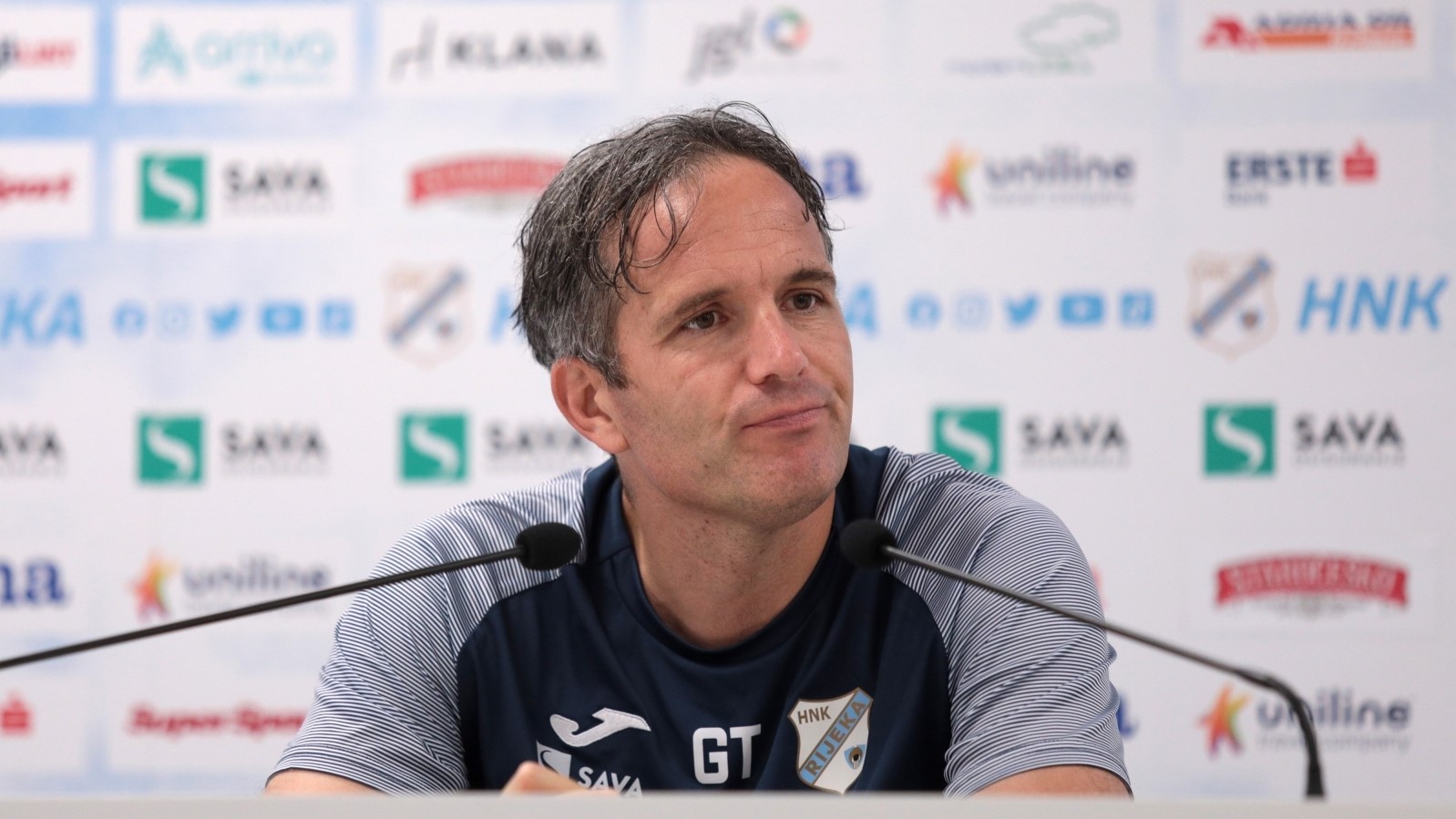 Rijeka: Trener Rijeke Goran Tomić održao konferenciju za medije Rijeka: Trener Rijeke Goran Tomić održao konferenciju za medije