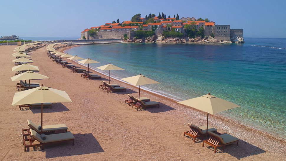 sveti stefan plaža travel-tourist.om