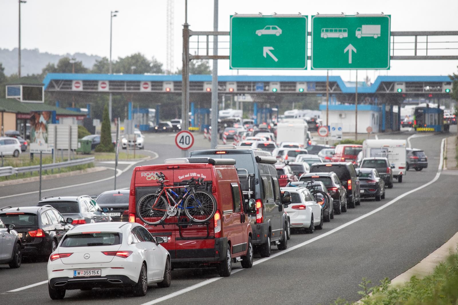 1.8.2021., Rupa -Guzve na granicnom prijelazu Rupa.Photo: Nel Pavletic/PIXSELL