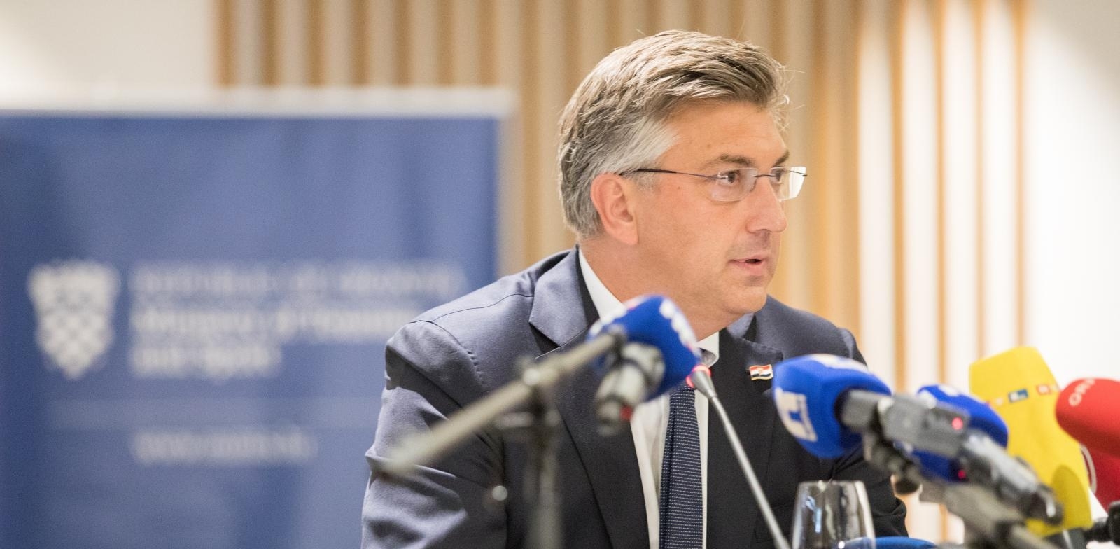 Plenković na sastanku s predstavnicima turističkog sektora u Opatiji Plenković na sastanku s predstavnicima turističkog sektora u Opatiji