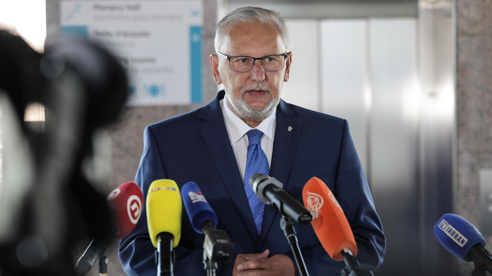 bozinovic bozinovic