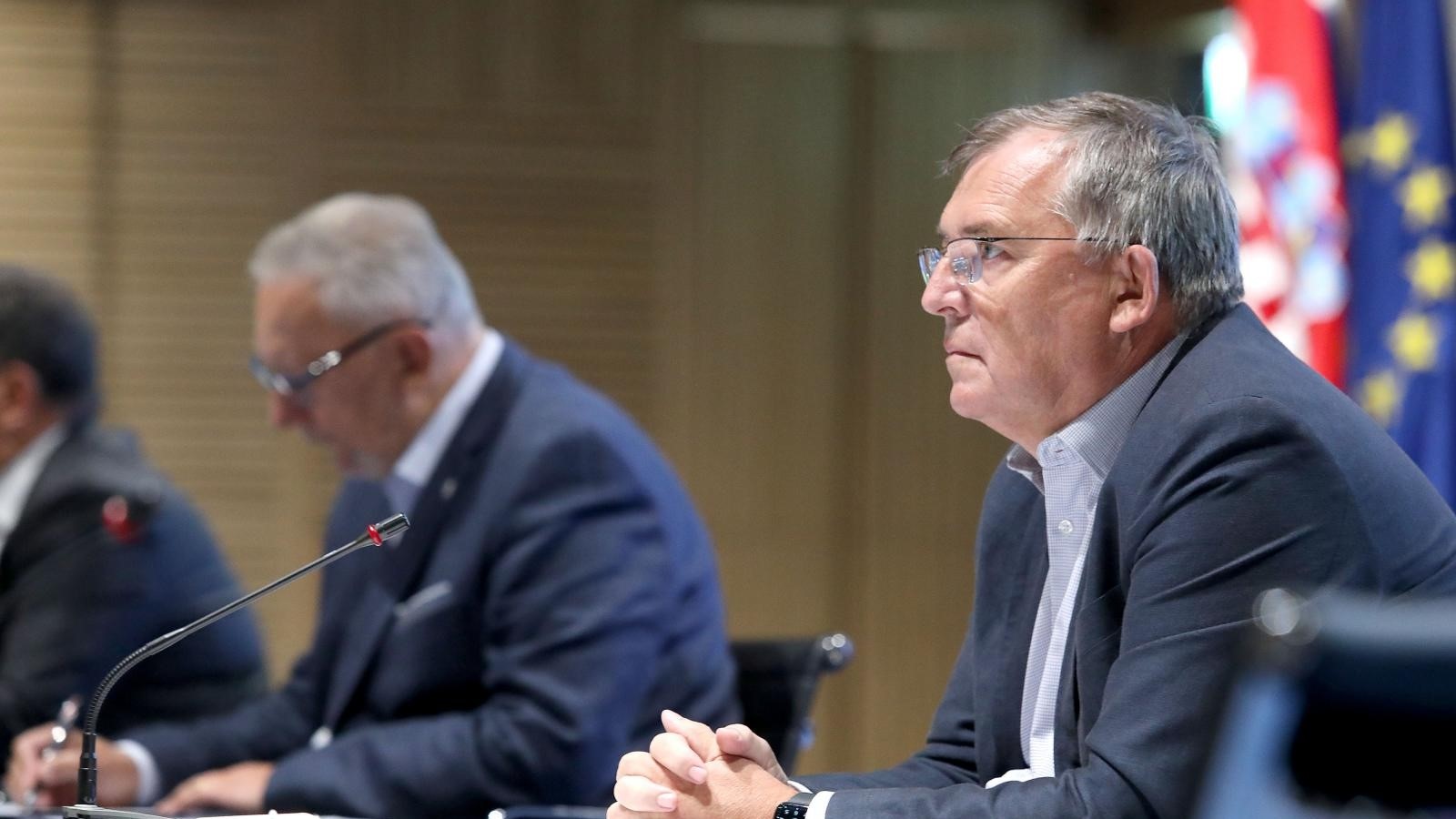 Konferencija Stožera civilne zaštite: Cijela Hrvatska i dalje u narančastom