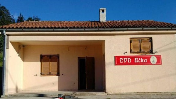 dvd-ucka