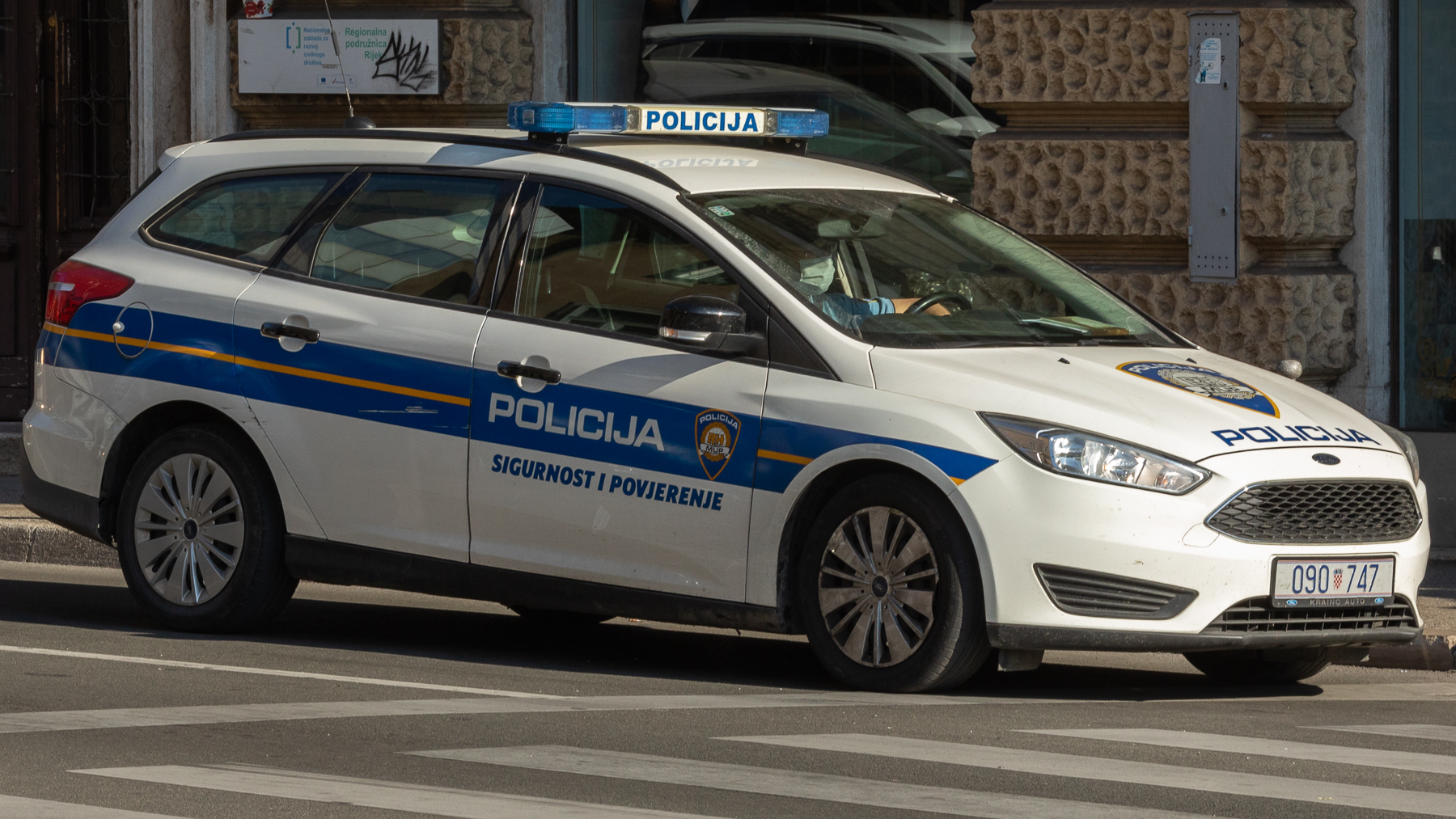 Ilustrativna policija-7