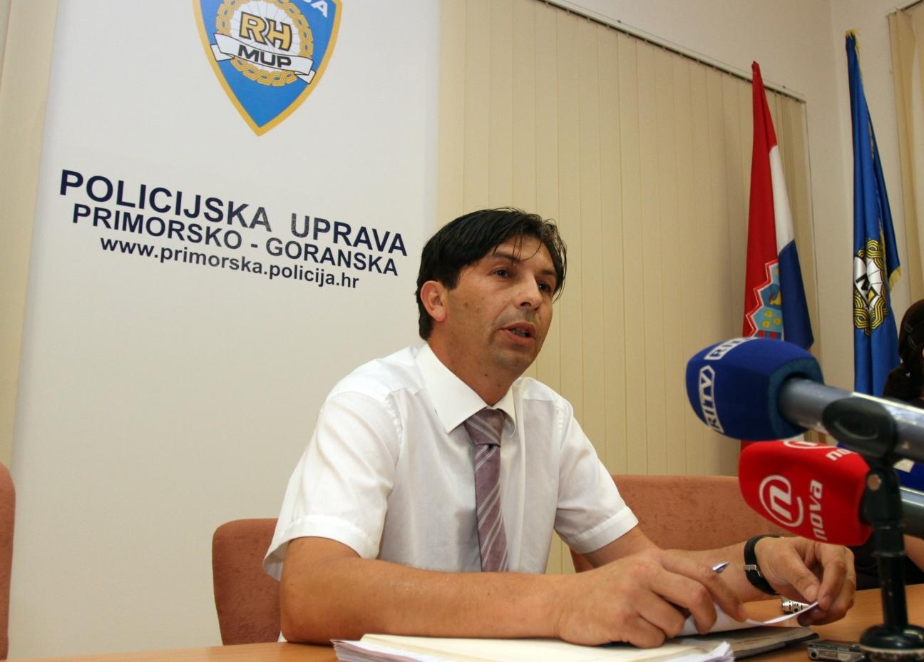 policija