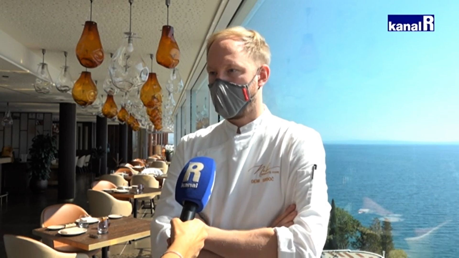 deni srdoč restoran nebo kanal ri