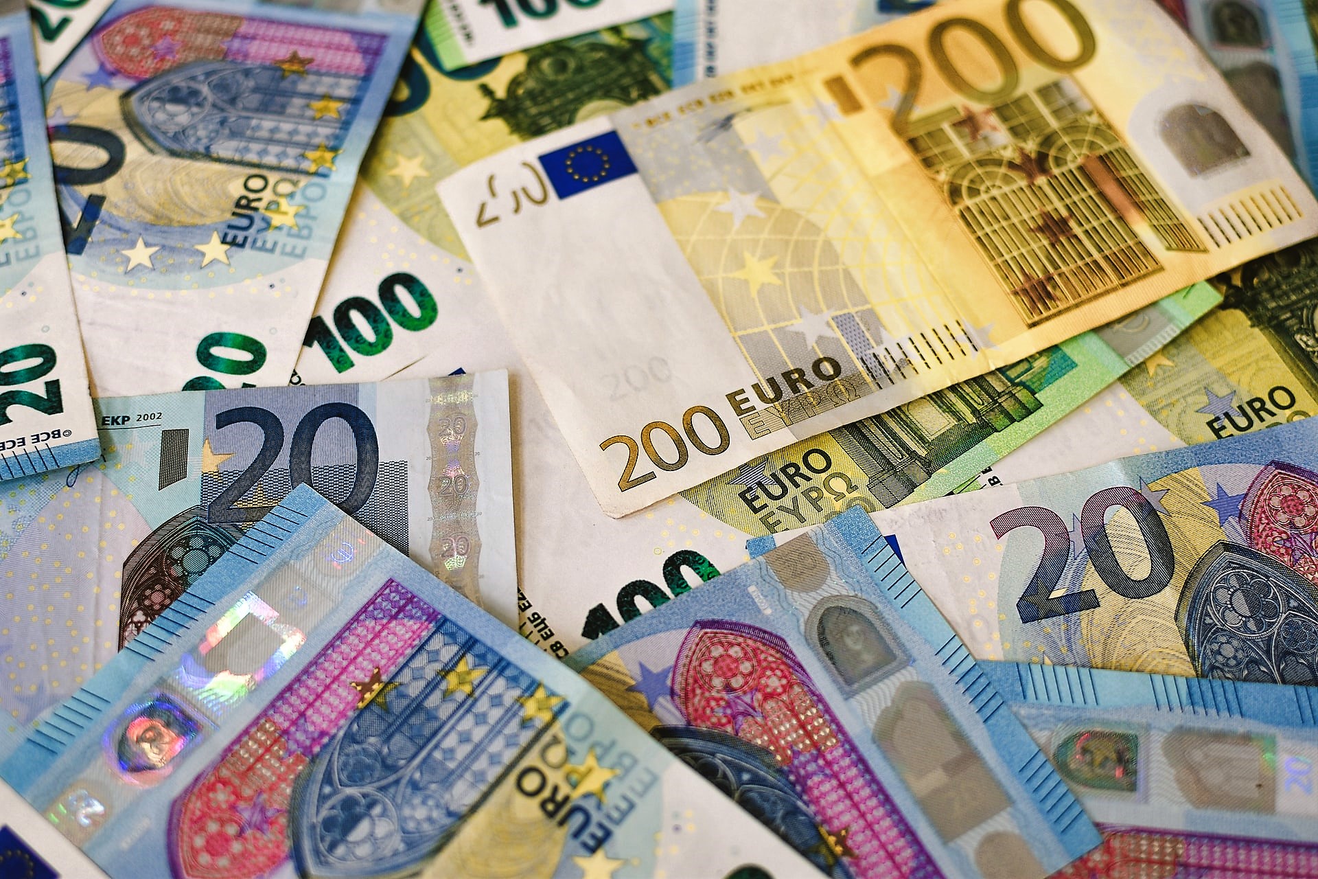 euro ibrahim-boran-unsplash