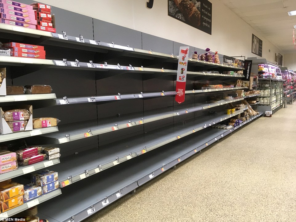 Empty_Shelves