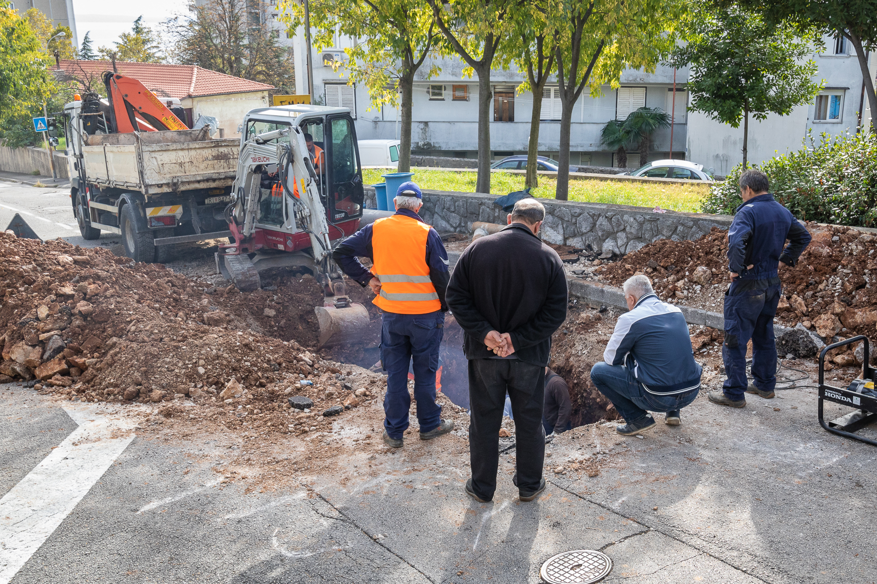 Krnjevo radovi- puknuta cijev 25.10.2021.-2