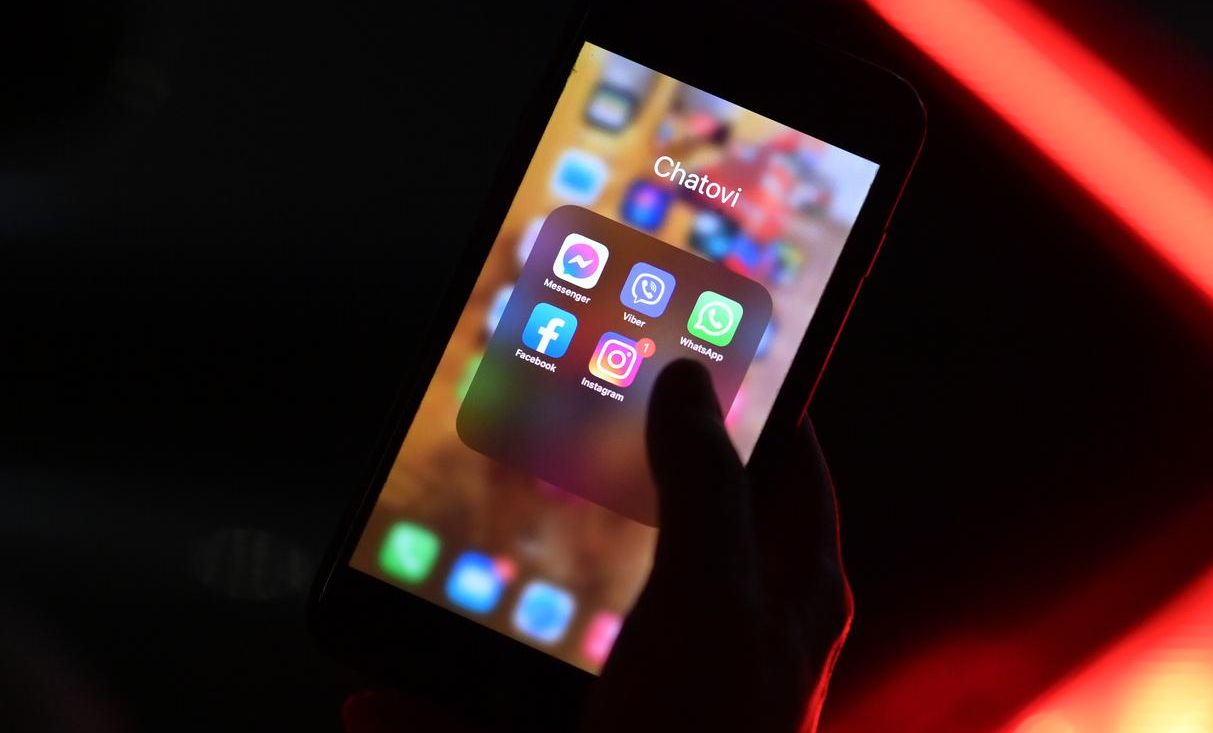 04.10.2021., Zagreb – Facebook, Instagram i Whatsapp vec satima ne rade.