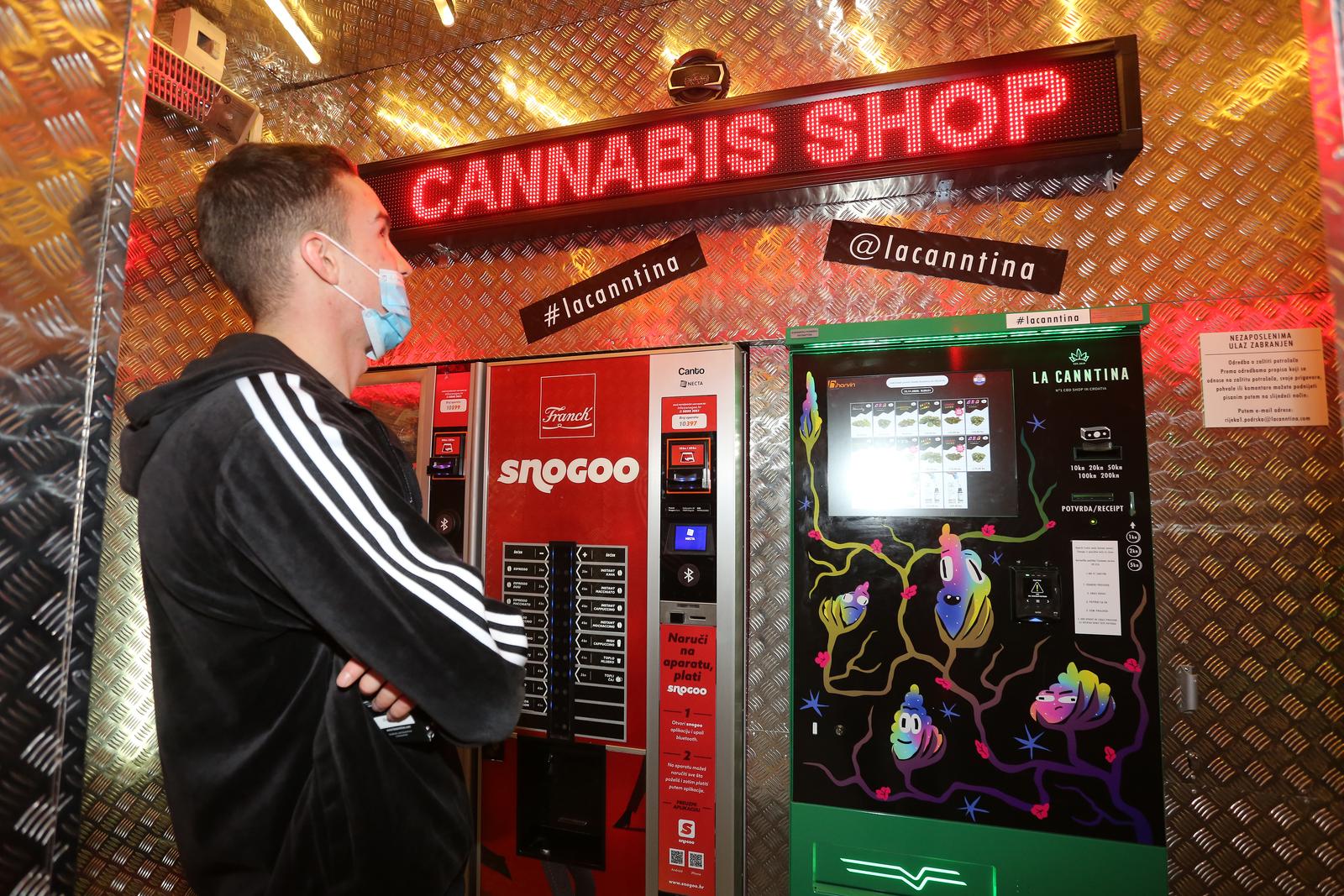 U Rijeci postavljen samoposlužni aparat “Cannabis shop”
