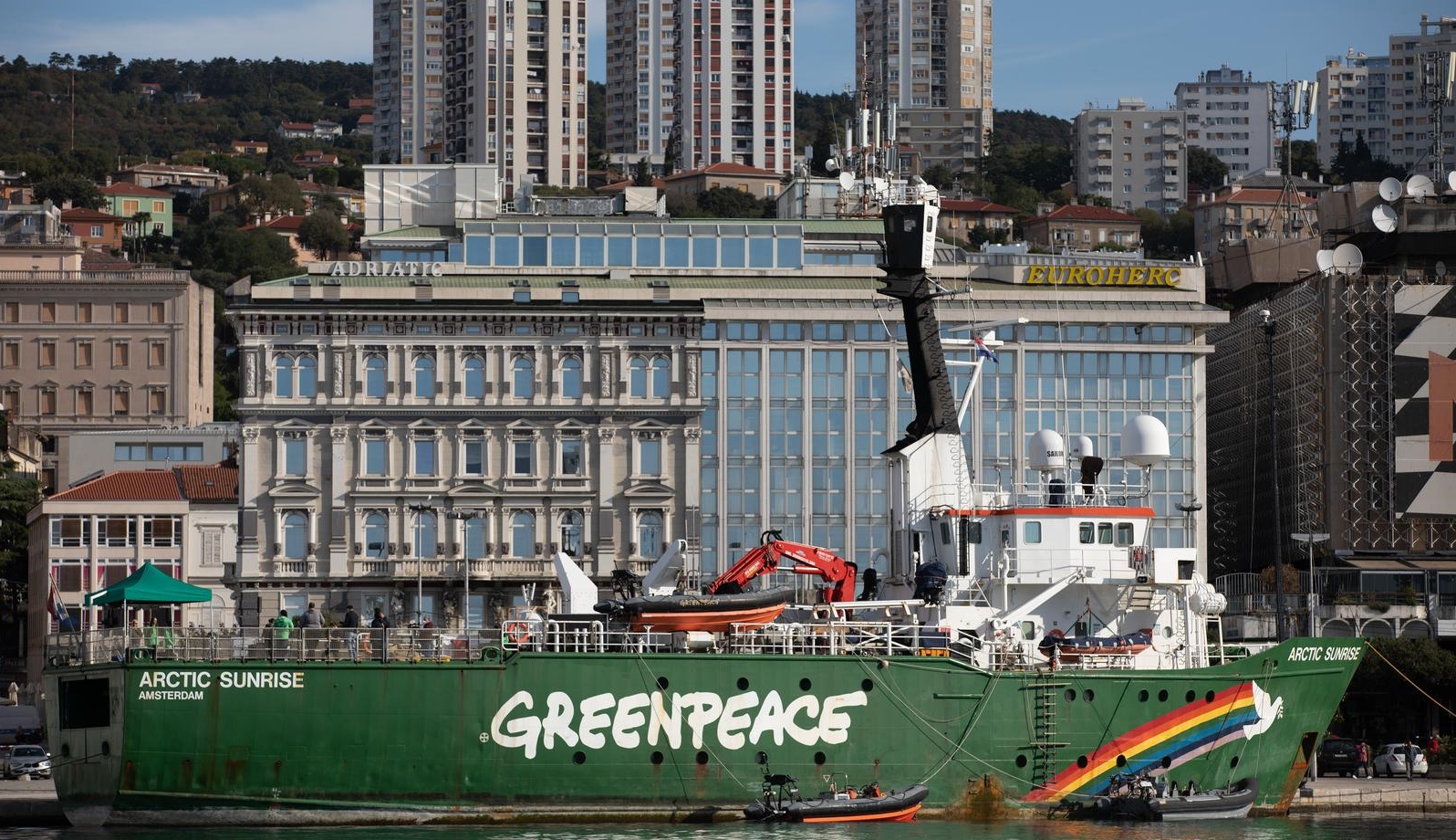 Greenpeace podsjeća: Plinska platforma Ivana D nakon 316 dana još uvijek na dnu Jadrana