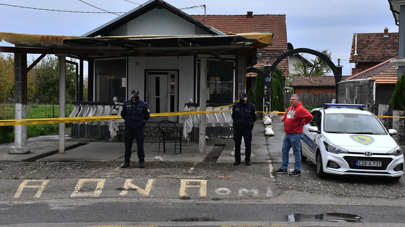 Brčko: Šest osoba izgubilo je život nakon što je došlo do požara stambenog objekta Brčko: Šest osoba izgubilo je život nakon što je došlo do požara stambenog objekta