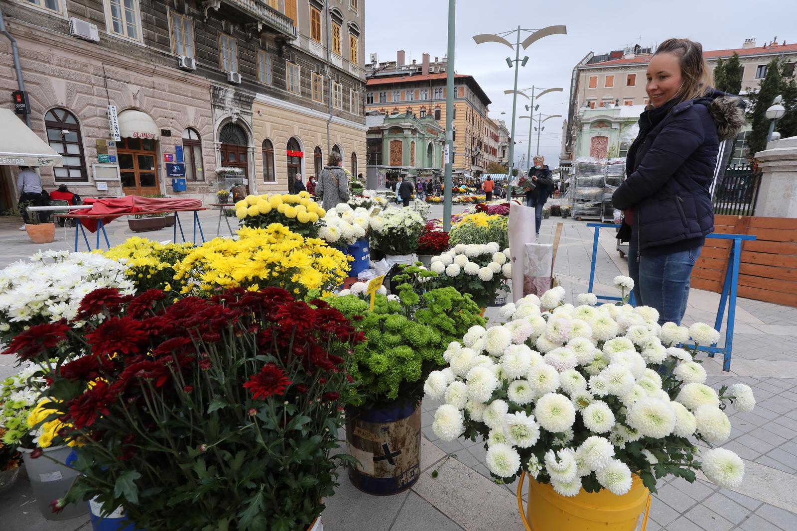Rijeka: Povećana prodaja cvijeća povodom Svih svetih