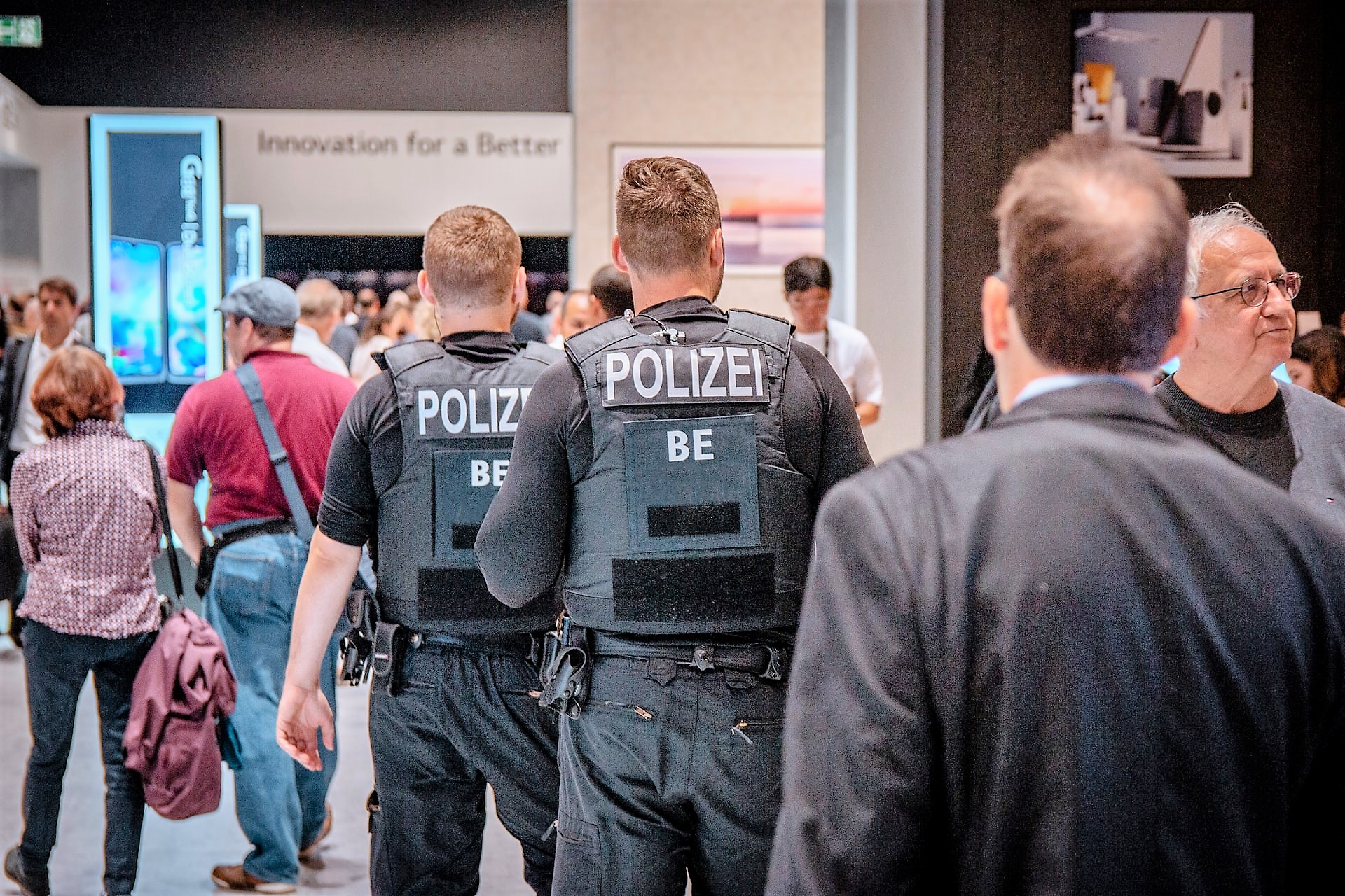 leon-seibert-Wtn0uFKsdUc-unsplash