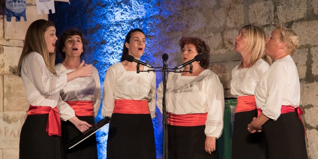 zenska klapa tamarin zenska klapa tamarin