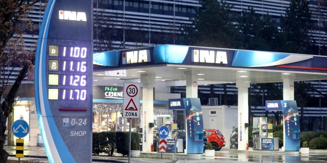 Od danas se gorivo na benzinskim postajama u Hrvatskoj prodaje po višim cijenama