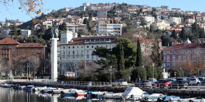 Pogled s Mrtvog kanala i Rječne na gradska naselja