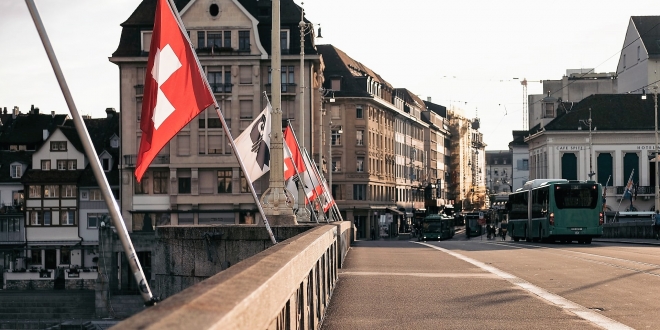 basel švicarska vincent-ghilione-unsplash