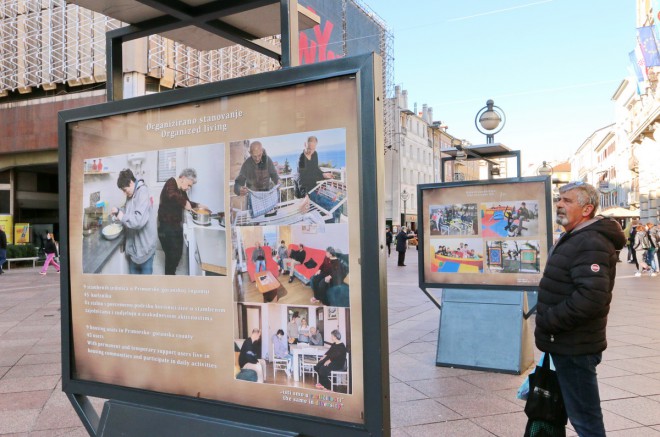 Centar-za-rehabilitaciju-Rijeka-na-Korzu-otvorio-izložbu-Isti-smo-u-različitosti-8