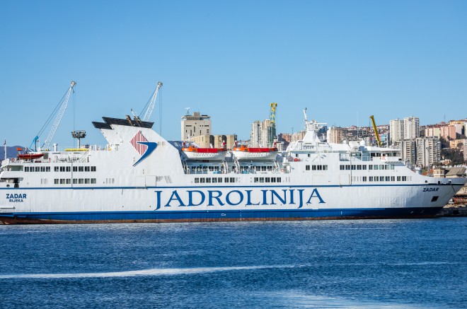 Ilustrativna Rijeka Molo longo jadrolinija trajekt-72