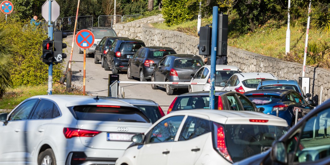 Korona Covid HZJZ testiranje promet gužva-13 Korona Covid HZJZ testiranje promet gužva-13