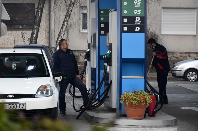 Od danas se gorivo na benzinskim postajama u Hrvatskoj prodaje po višim cijenama