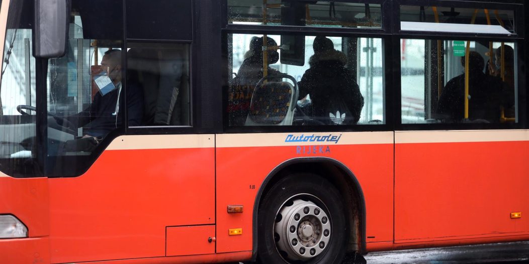 RIjeka: Autobusni prijevoznik Autotrolej povećat će cijene prijevoza za 20 posto RIjeka: Autobusni prijevoznik Autotrolej povećat će cijene prijevoza za 20 posto