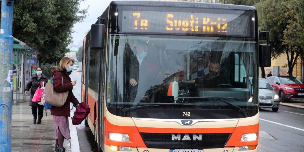 RIjeka: Autobusni prijevoznik Autotrolej povećat će cijene prijevoza za 20 posto RIjeka: Autobusni prijevoznik Autotrolej povećat će cijene prijevoza za 20 posto