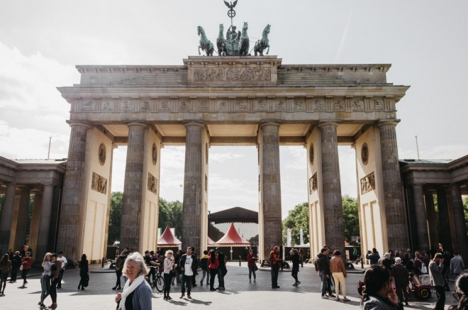 marius-serban-iFtuhgn7fYs-unsplash