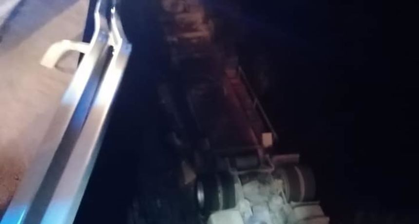 nesreća prizna kamion nesreća prizna kamion