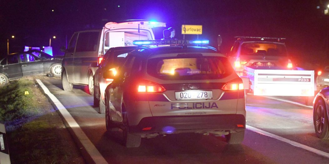 Ćurlovac: U prometnoj nesreći sudjelovalo pet automobila Ćurlovac: U prometnoj nesreći sudjelovalo pet automobila