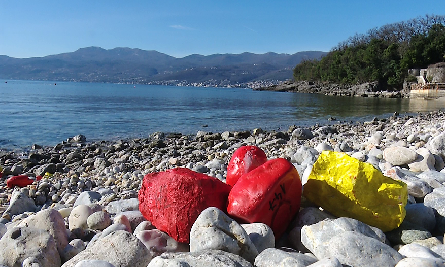 plaža ploče oblui kanal ri plaža ploče oblui kanal ri
