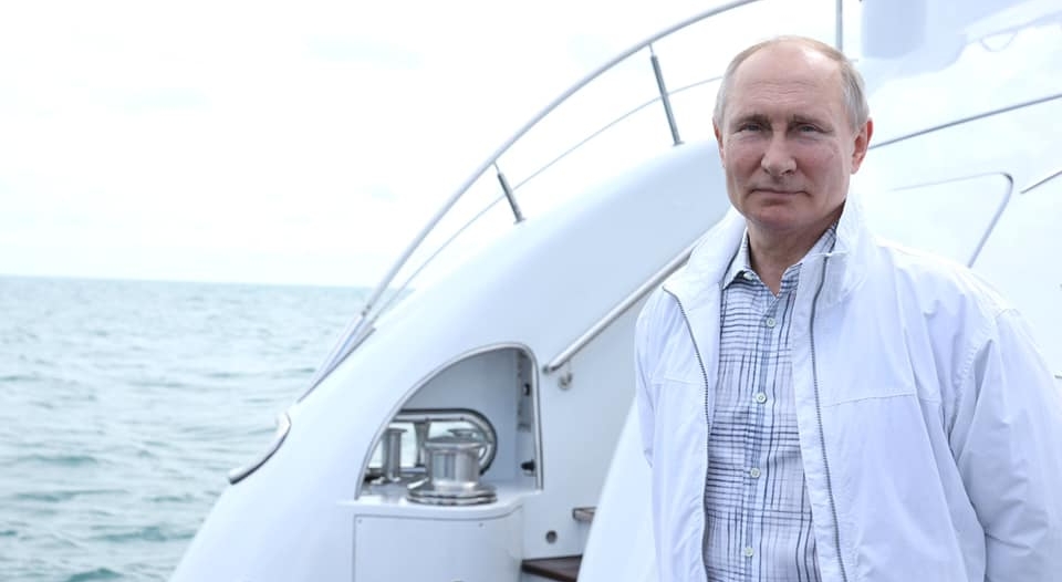putin brod fejs putin brod fejs