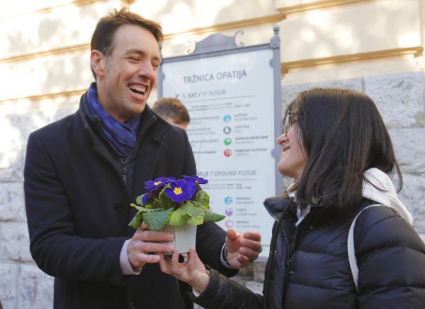 kirigin podjela cvijeca opatija