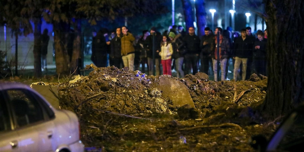 Zagreb: Nakon snažne eksplozije nepoznati predmet pao nedaleko SC Stjepan Radić Zagreb: Nakon snažne eksplozije nepoznati predmet pao nedaleko SC Stjepan Radić