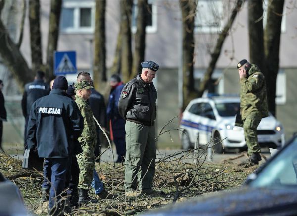 Pripadnici Hrvatskog ratnog zrakoplovstva obišli mjesto pada letjelice
