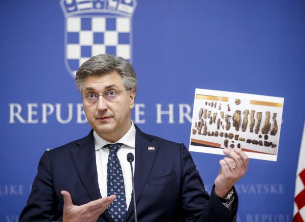 Premijer Plenković pokazao dijelove bombe s drona