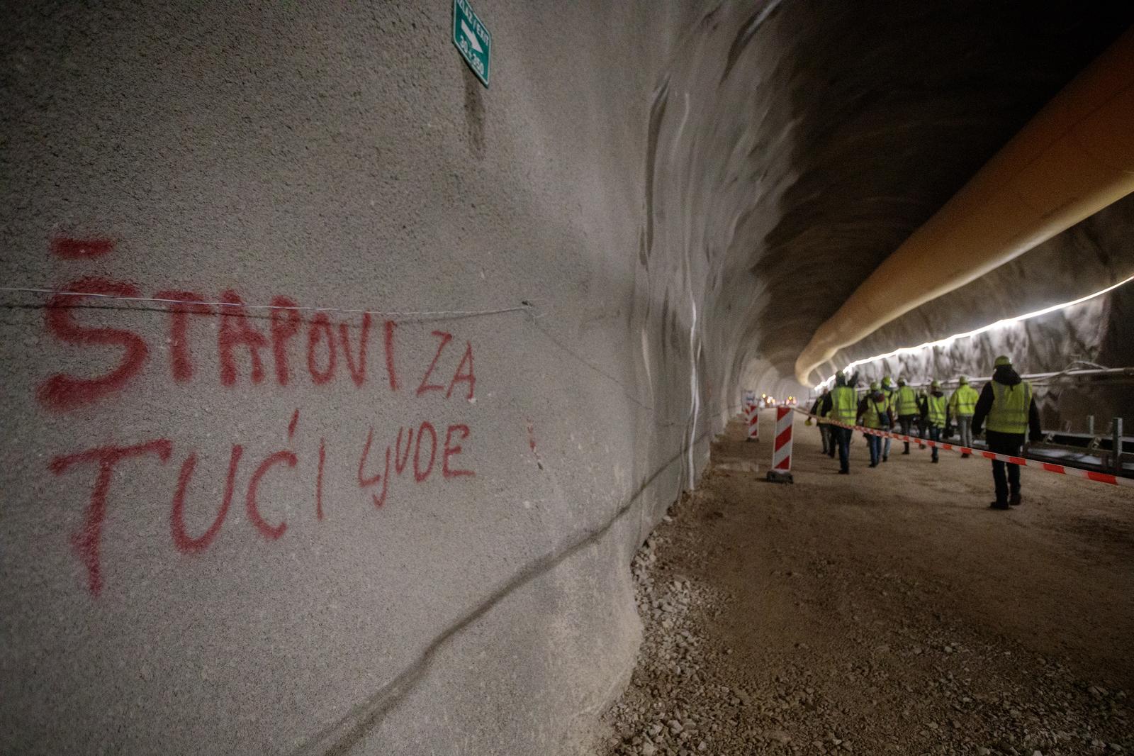 Oleg Butković sa suradnicima obišao gradilište druge cijevi tunela Učka