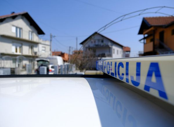 Očevid nakon pucnjave u Retkovcu
