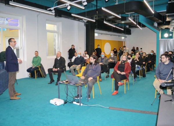 Početna-konferencija-projekta-i-potpisivanje-ugovora-o-izvođenju-građevinskih-radova-na-r-3