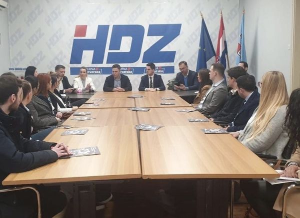 Posjet Karla Resslera ŽO MHDZ PGŽ