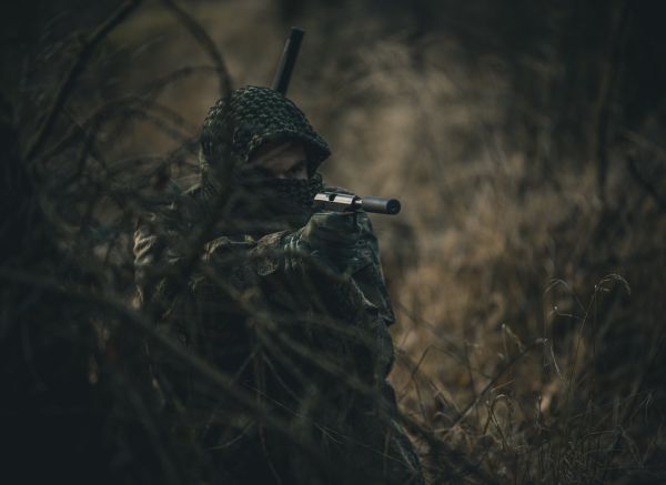 marinac vojska rat dominik-sostmann-dVQKwYMdSek-unsplash