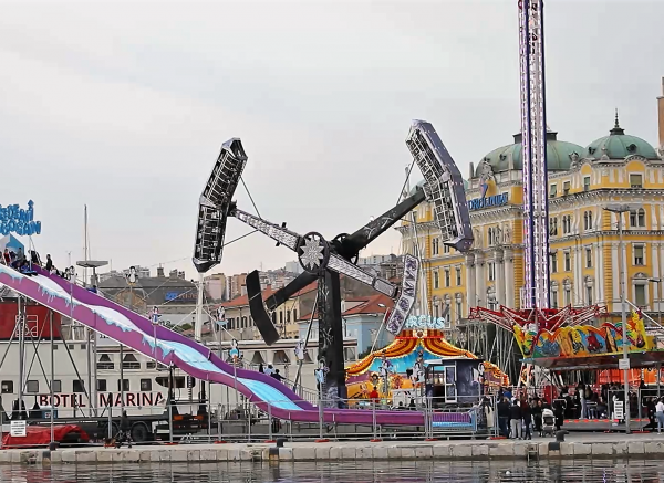 LUNAPARK RIT V
