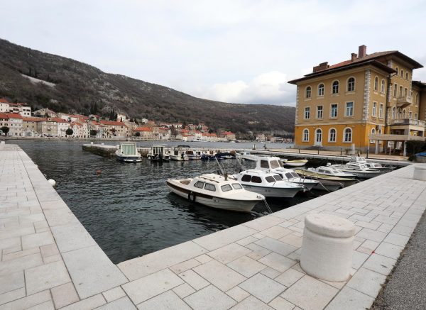 Bakar: Ministar Butković potpisao ugovore za obnovu luka i pomorskog dobra u PGŽ
