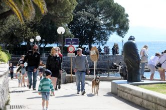Opatija: Stigli brojni turisti za uskrsne blagdane