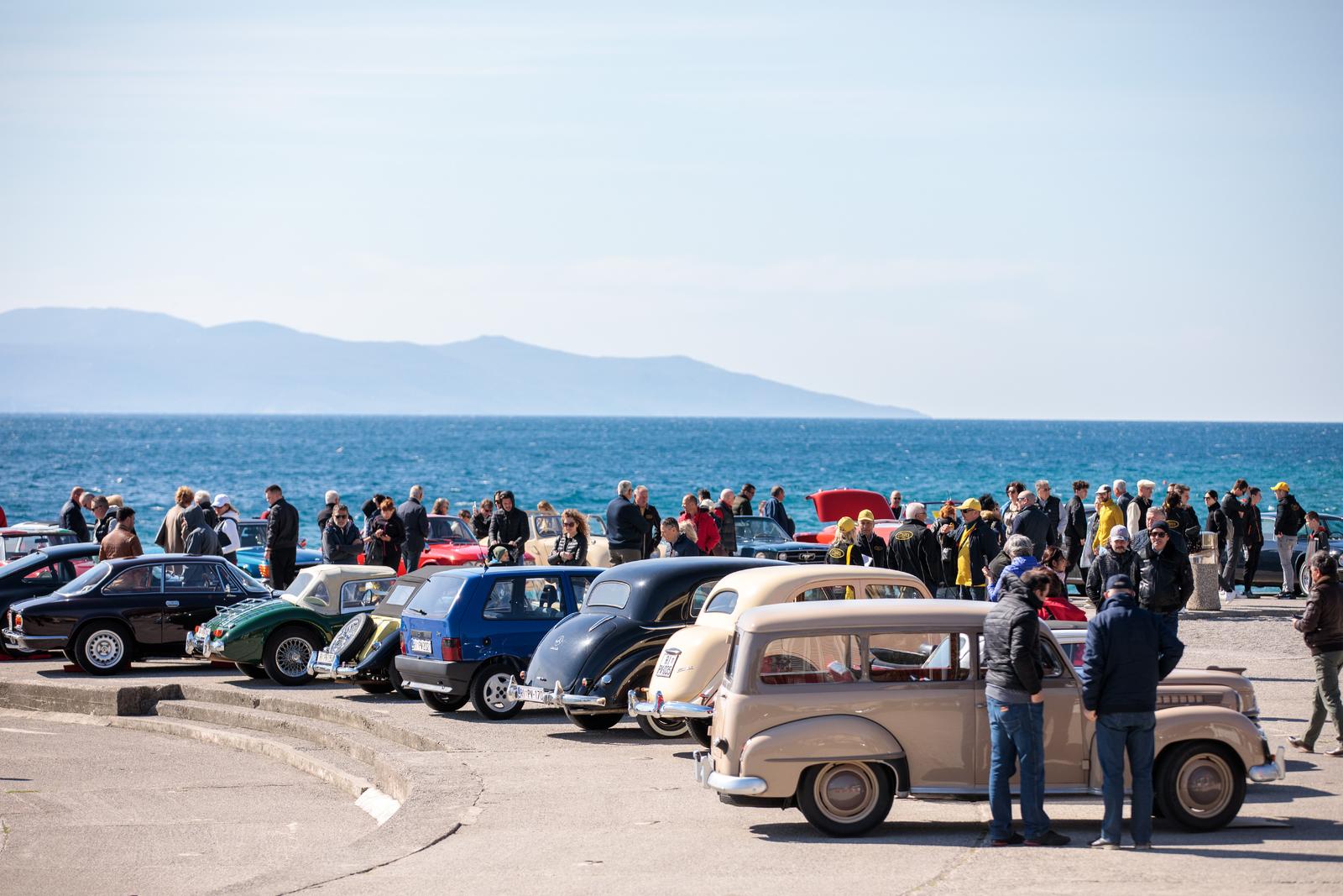 Opatija: Izložba Oldtimer automobila na Slatini